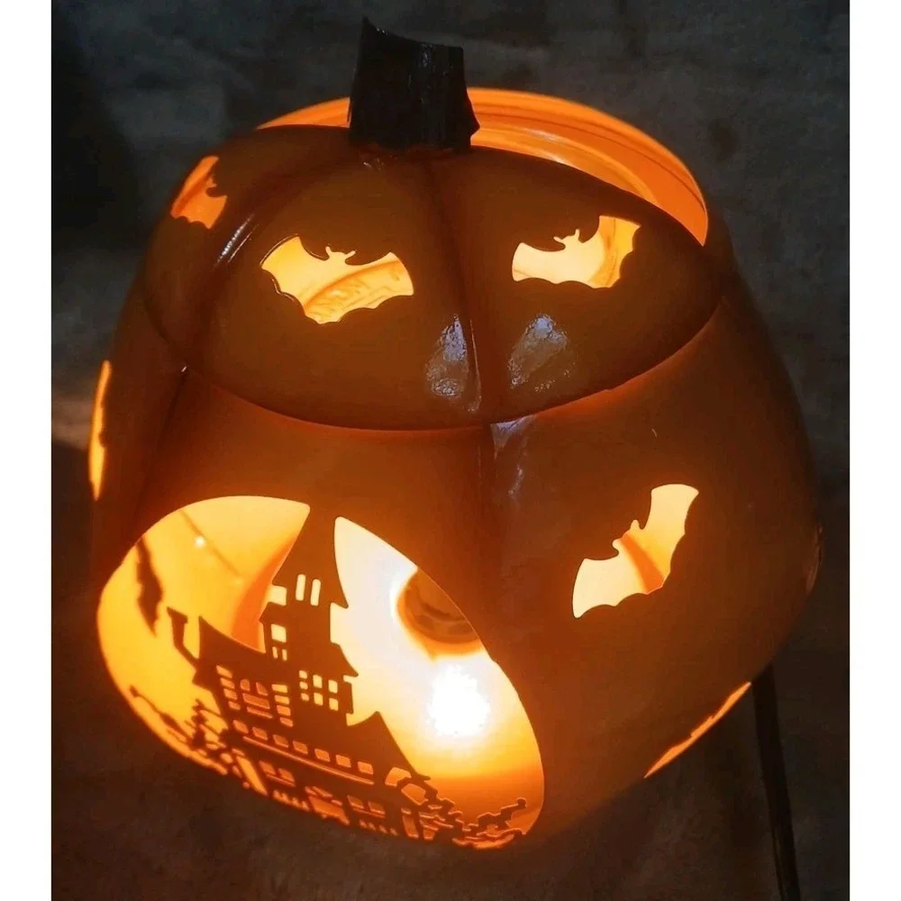 Scentsy‎ Pumpkin Warmer Carved Metal Haunted House Bats Halloween Paranormal